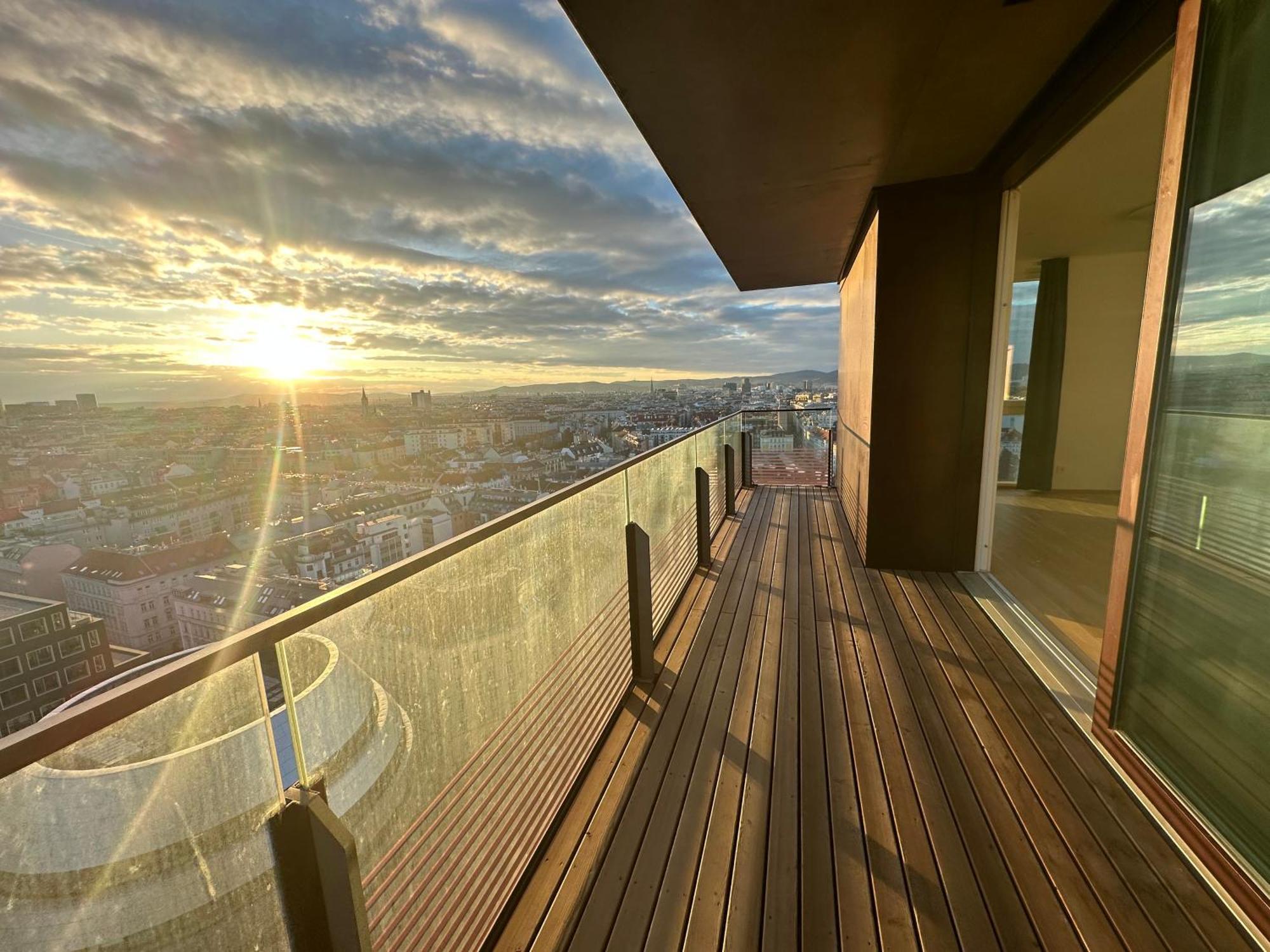 Panorama Sky Apartment I Rooftop Pool I Metro Station Wina Bagian luar foto